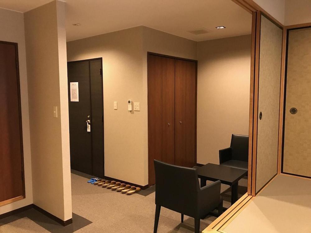 Hotel Kikunoya Hatsukaichi Esterno foto