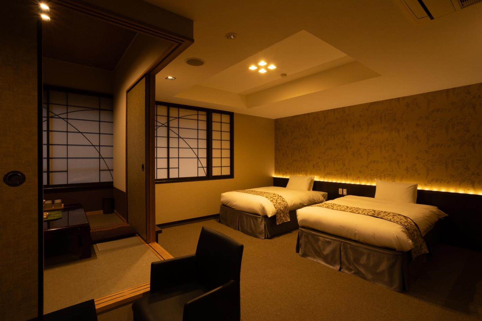 Hotel Kikunoya Hatsukaichi Esterno foto