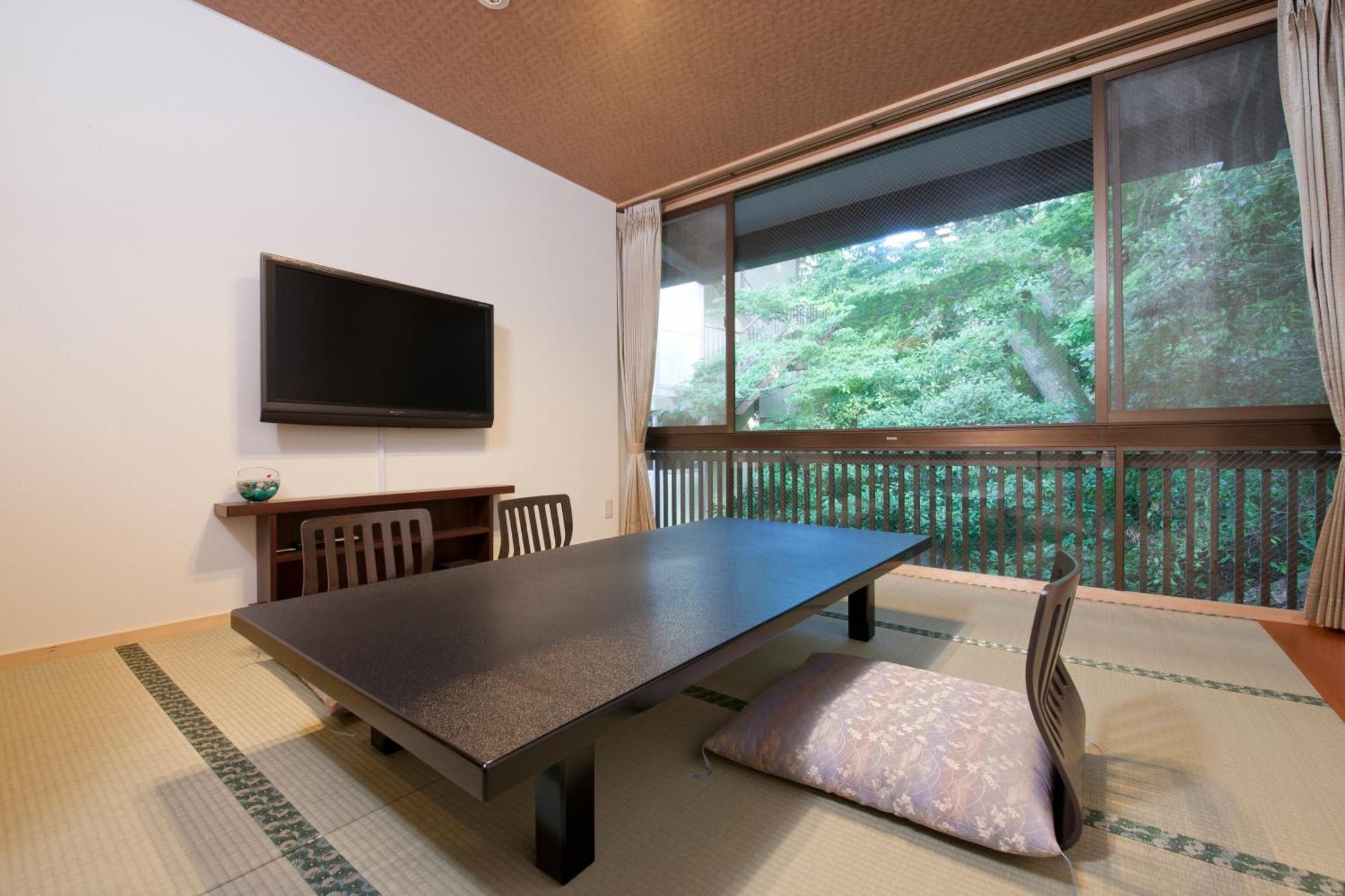 Hotel Kikunoya Hatsukaichi Esterno foto