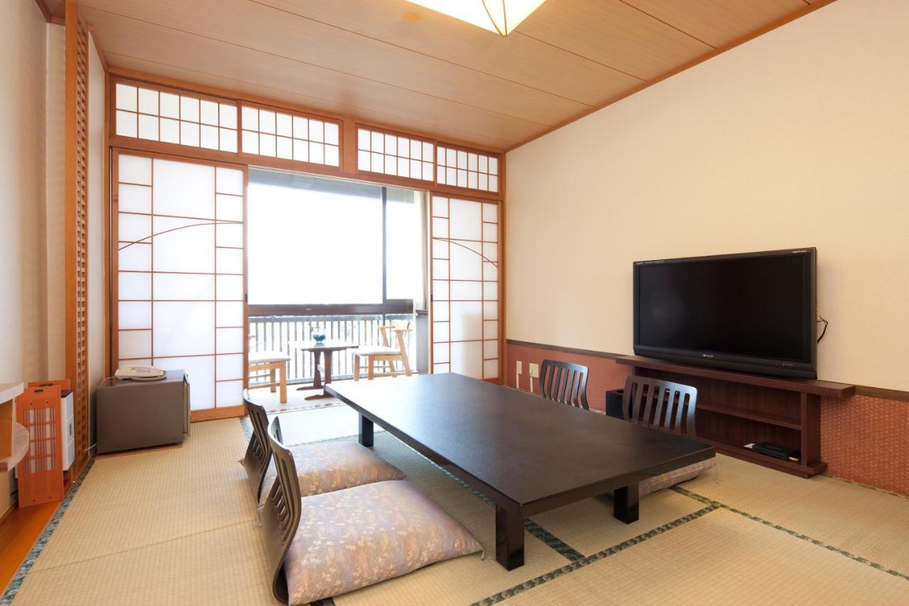 Hotel Kikunoya Hatsukaichi Esterno foto