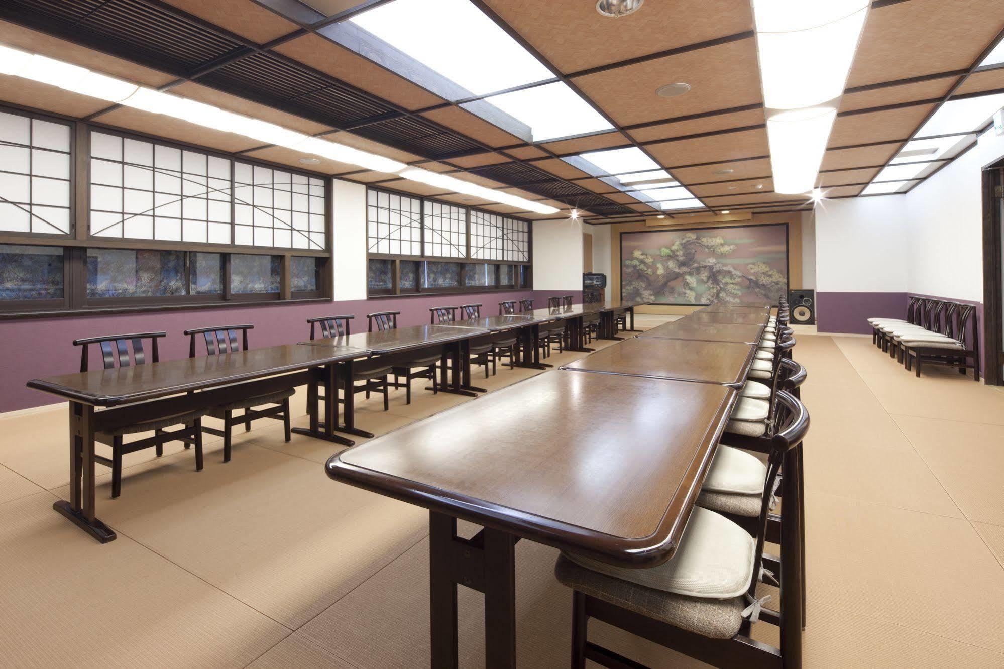 Hotel Kikunoya Hatsukaichi Esterno foto
